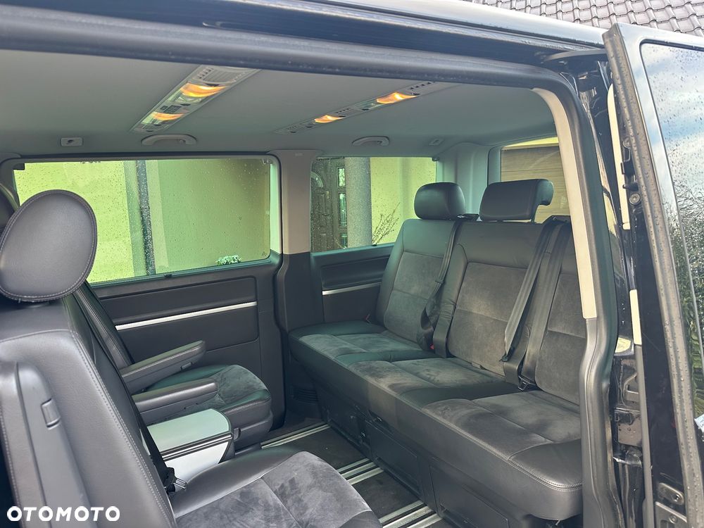 Volkswagen Multivan - 21