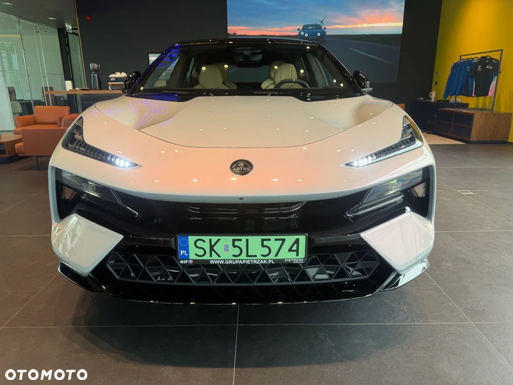 Lotus Eletre - 2