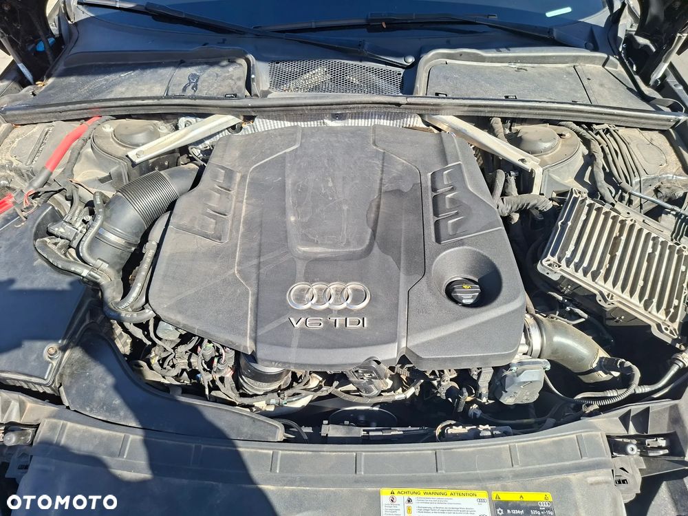 Audi A4 Avant 3.0 TDI Quattro S tronic - 15