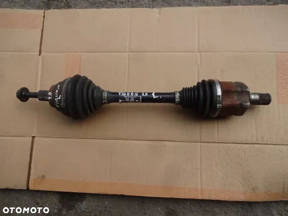 VW TIGUAN 5N 4X4 2.0 TDI PÓŁOŚ LEWA PRZÓD - 1