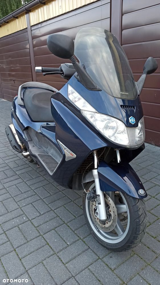Piaggio X8 - 11