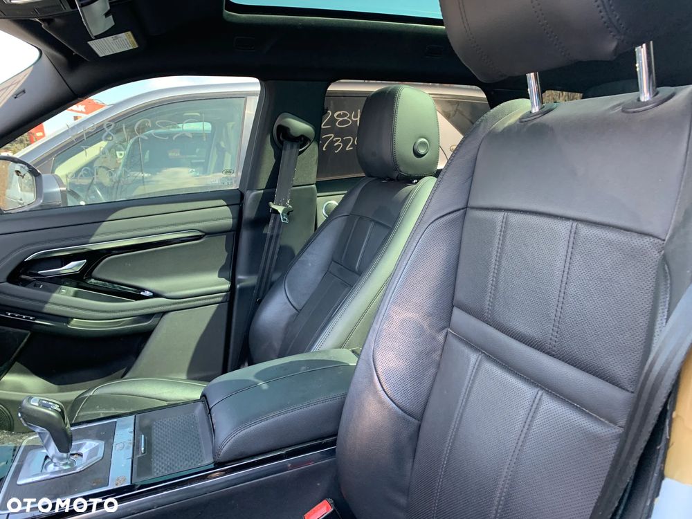 Land Rover Range Rover Evoque P250 Dynamic SE - 18