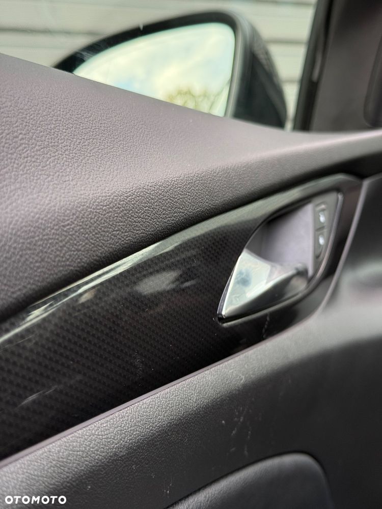 Opel Insignia - 12