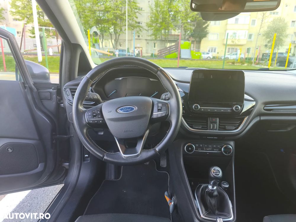Ford Fiesta 1.0 EcoBoost S&S TITANIUM - 14