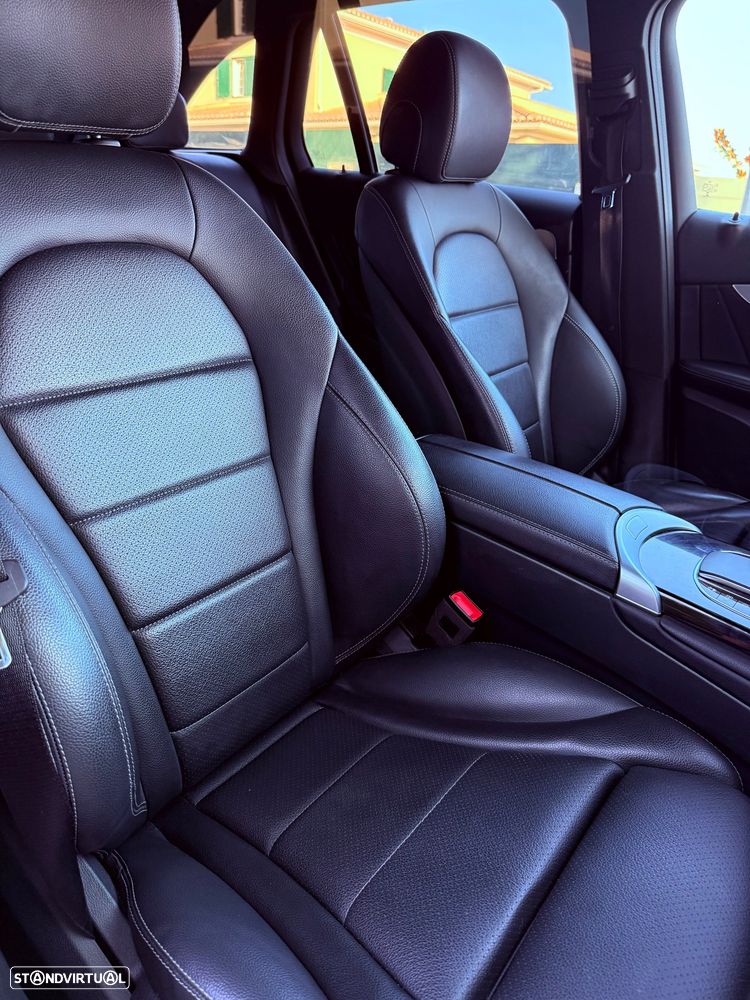 Mercedes-Benz GLC 300 de 4Matic 9G-TRONIC AMG Line - 4