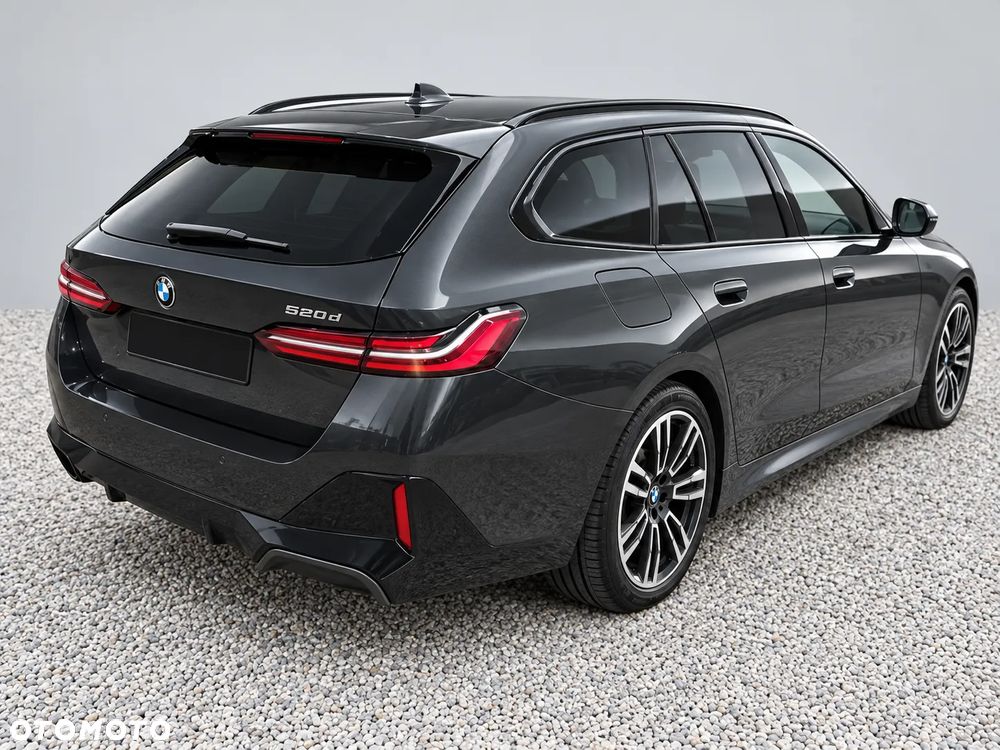 BMW 5 Series 2025 photo 2