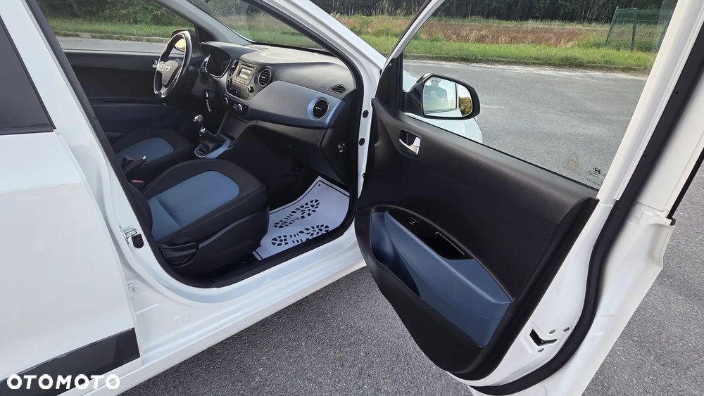 Hyundai i10 1.0 BlueDrive Premium - 24