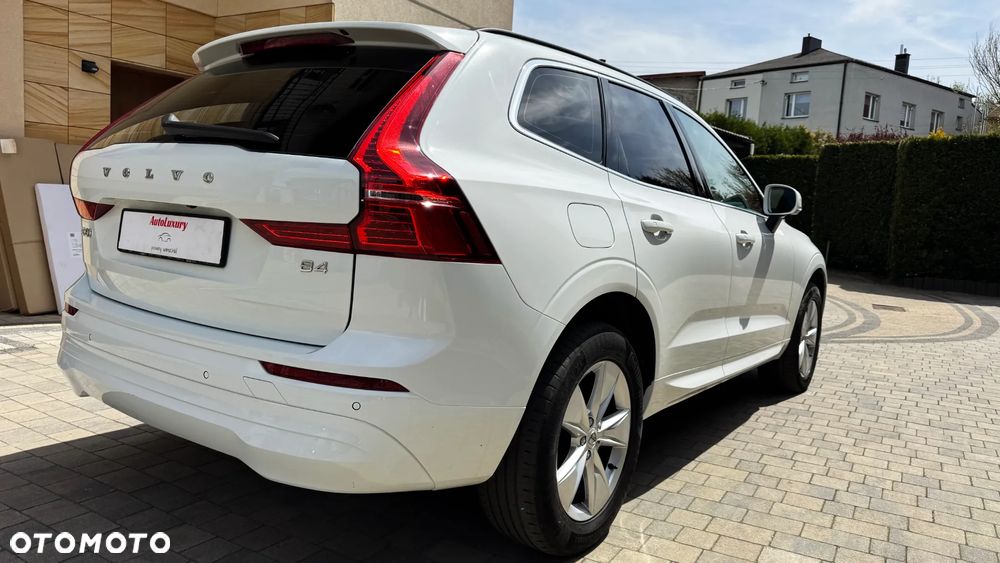 Volvo XC 60 B4 D Geartronic Momentum Pro - 11