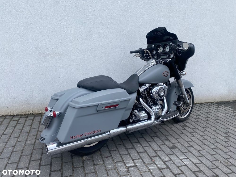 Harley-Davidson Touring Street Glide - 5
