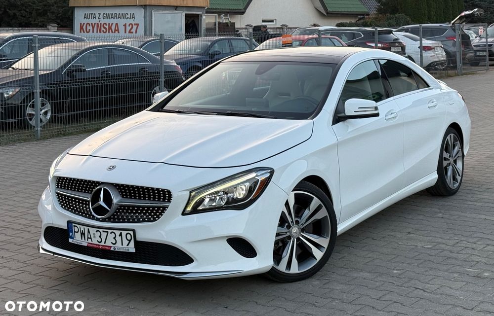 Mercedes-Benz CLA - 32
