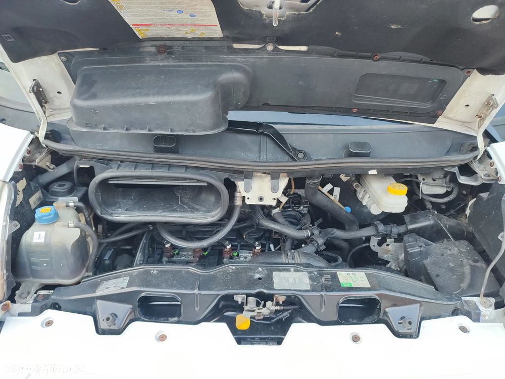 Peugeot BOXER - 12