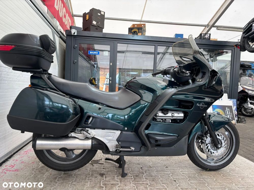 Honda ST - 16