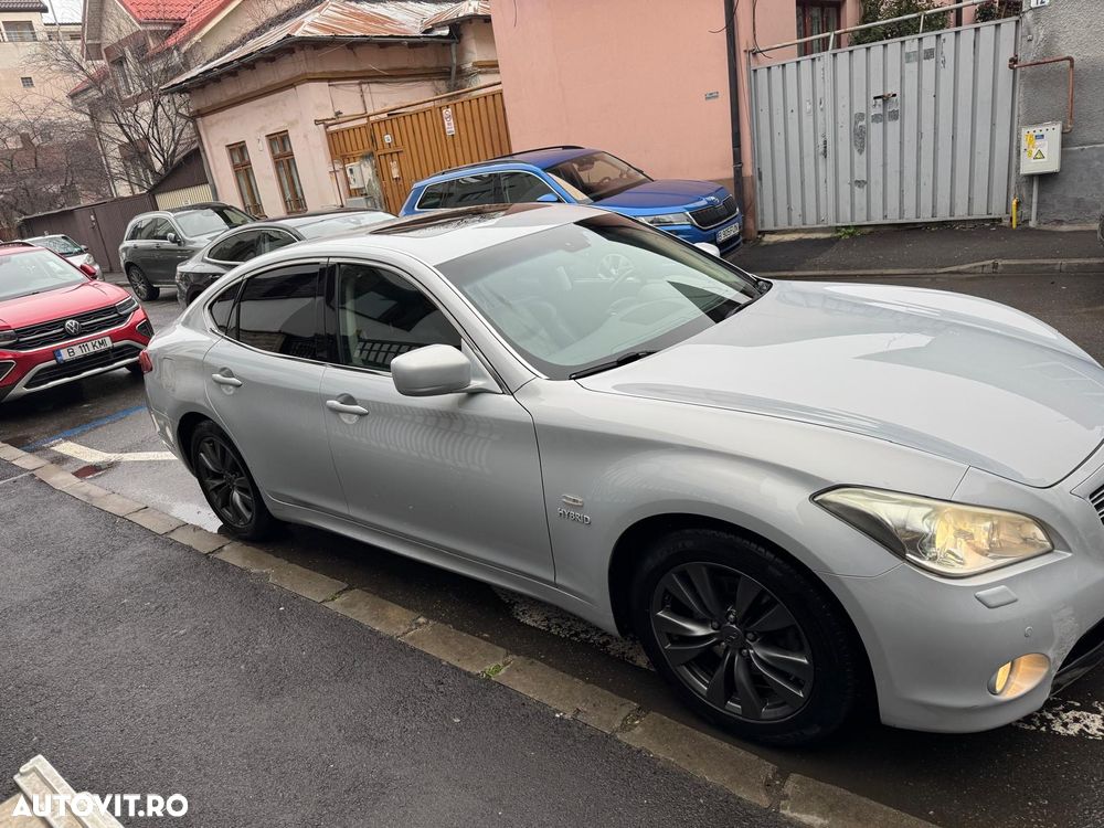 Infiniti M35 M35h GT Premium - 6