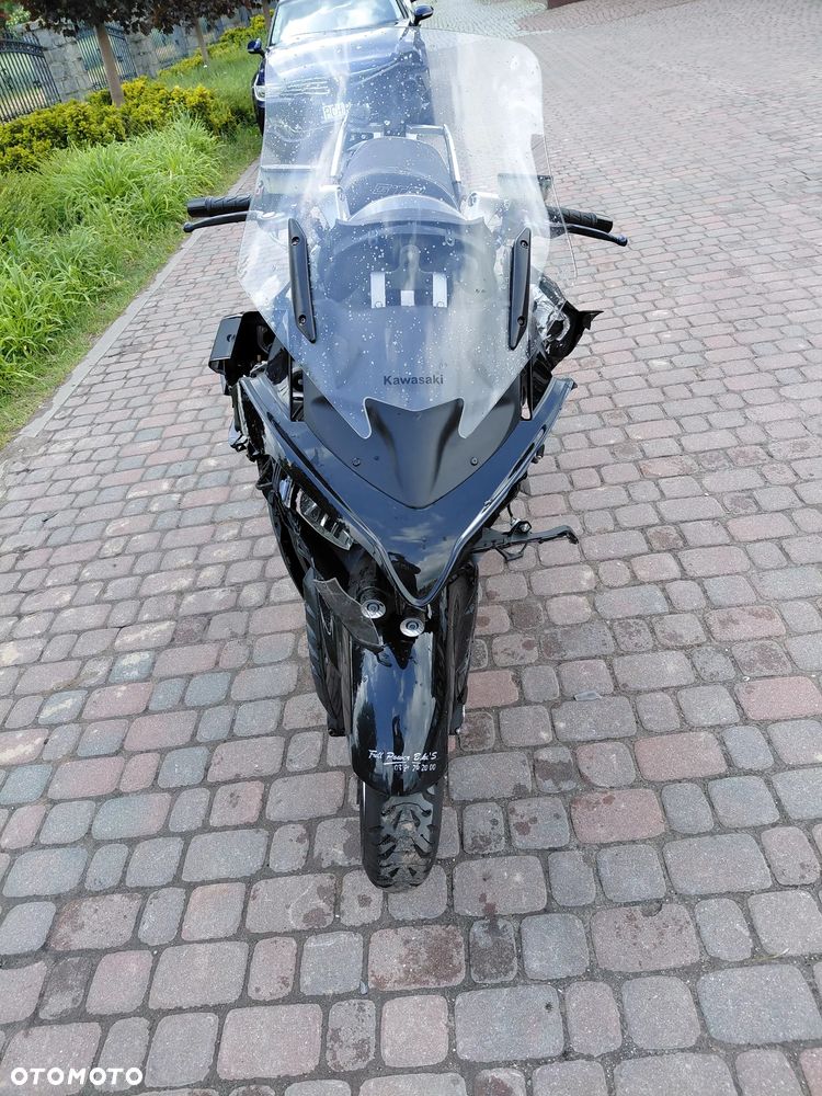 Kawasaki GTR - 8