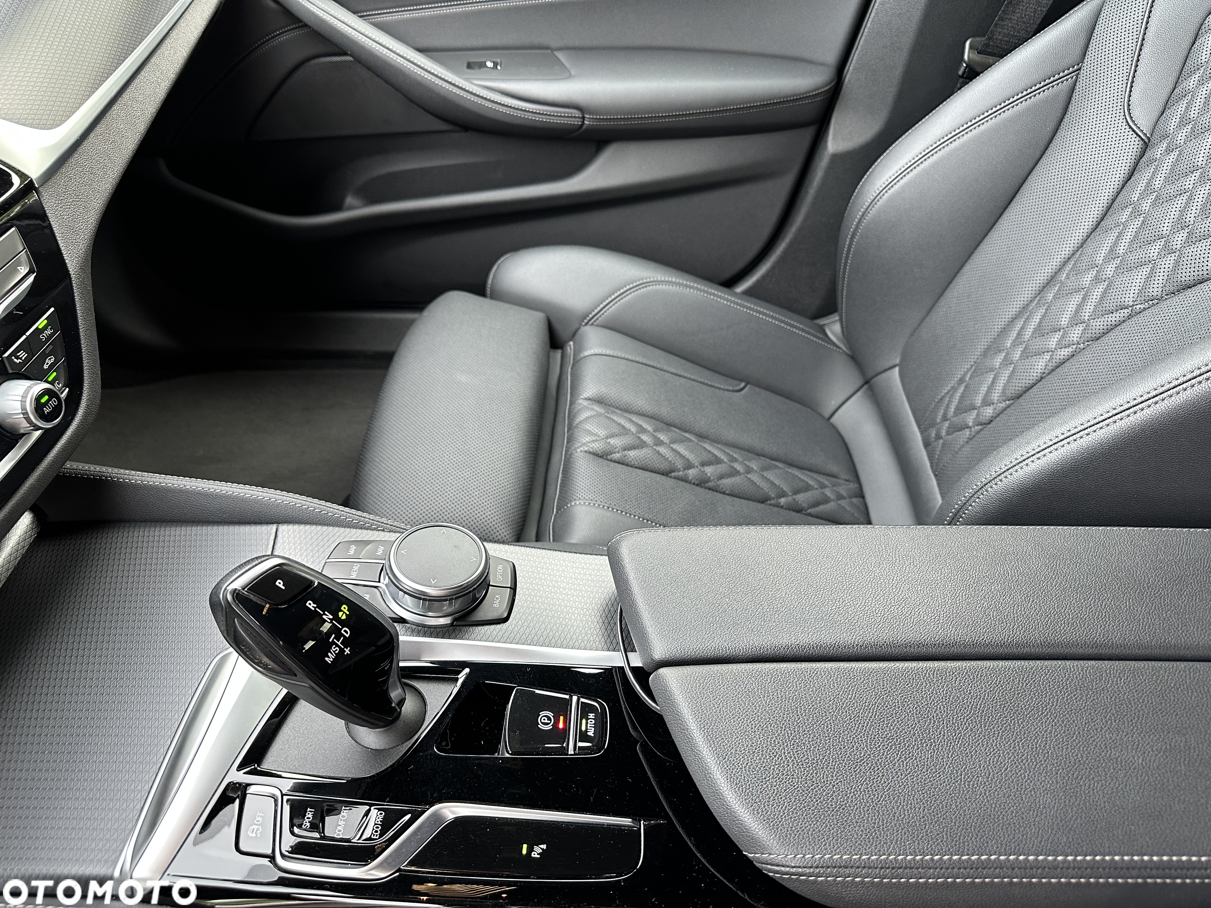 BMW Seria 5 - 10