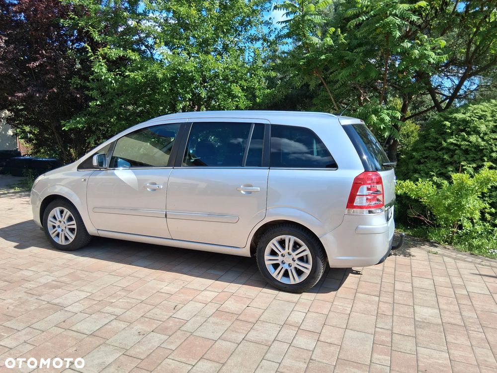 Opel Zafira 1.8 Family Plus - 4