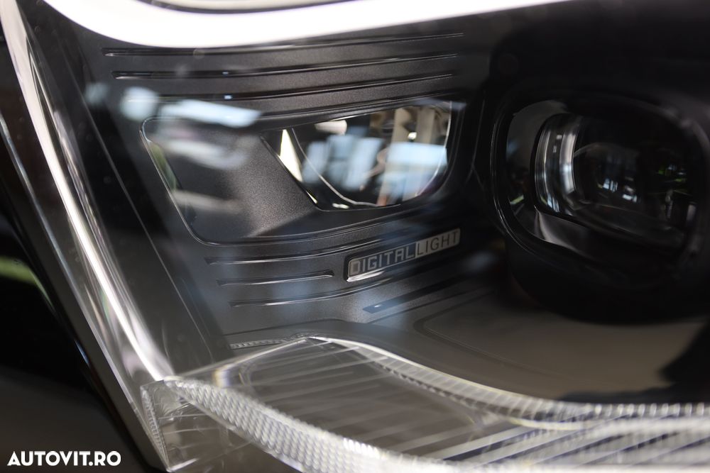Mercedes-Benz E 300 9G-TRONIC Exclusive - 13