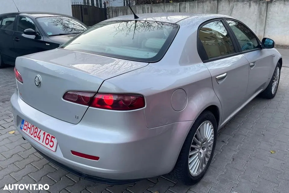 Alfa Romeo 159 - 9
