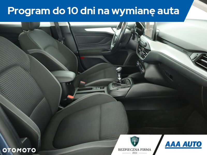 Ford Focus - 8