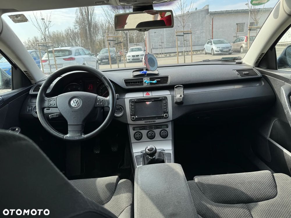 Volkswagen Passat 2.0 TDI Comfortline - 9