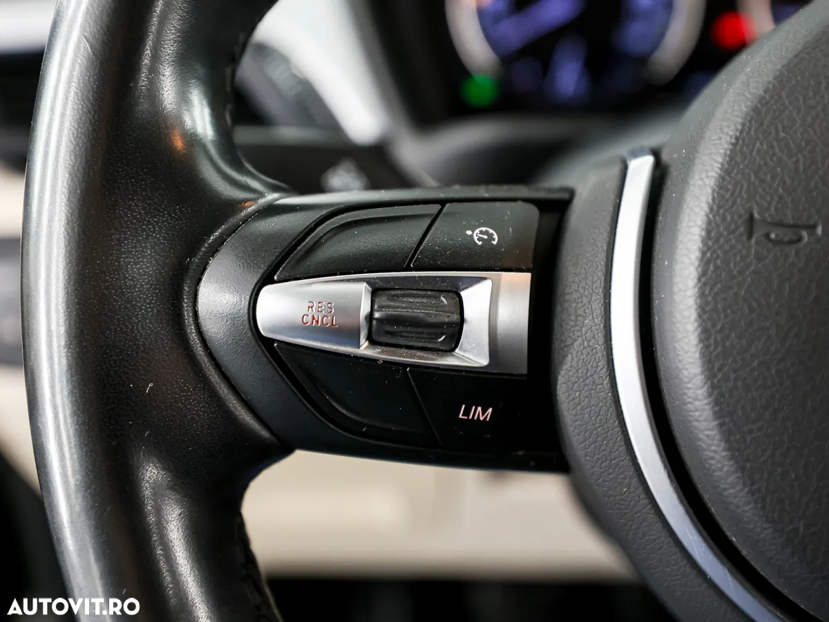 BMW X2 sDrive18i Edition Goldplay - 20
