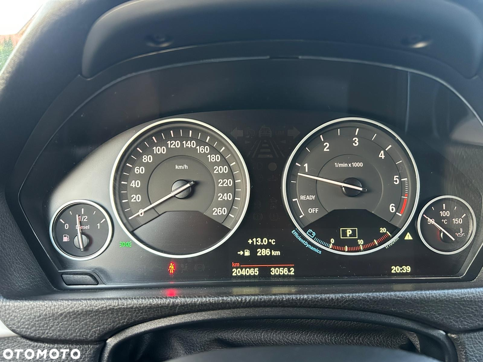 BMW Seria 3 320d Touring xDrive - 17