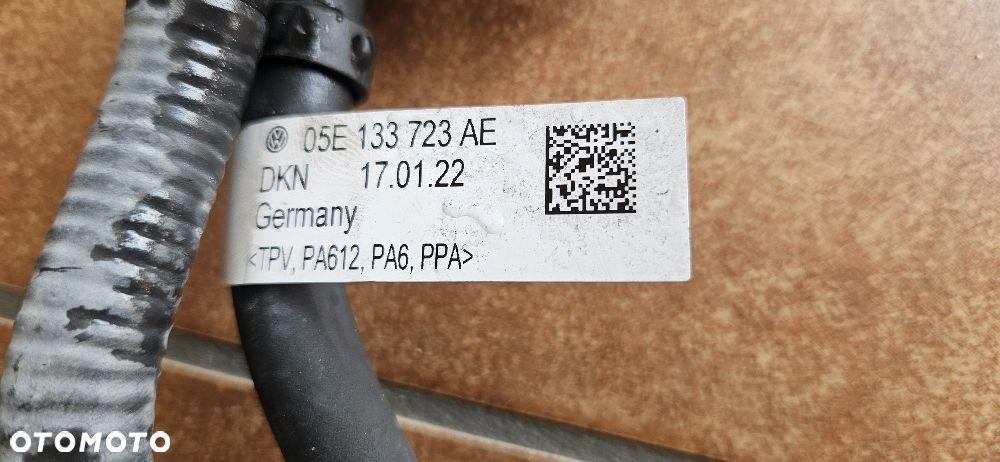 Przewód zawór paliwa Audi Vw Seat Skoda 1.5 TSI . 05E906052  04E133277A - 10
