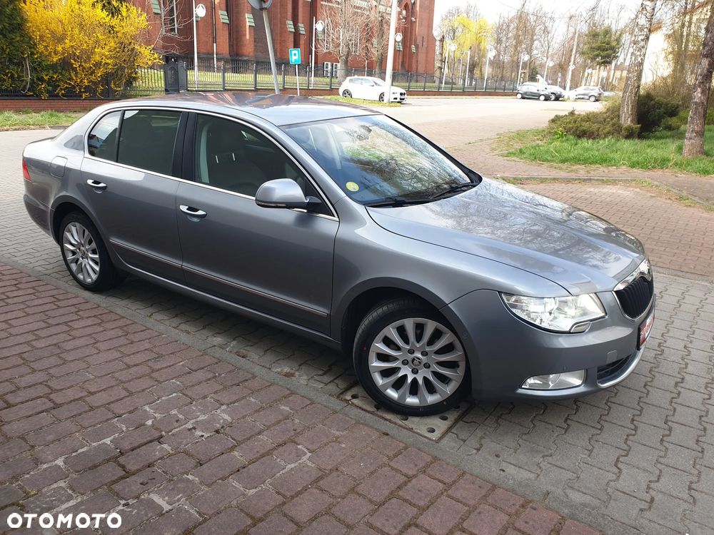 Skoda Superb 1.6 TDI Green tec Ambition - 10