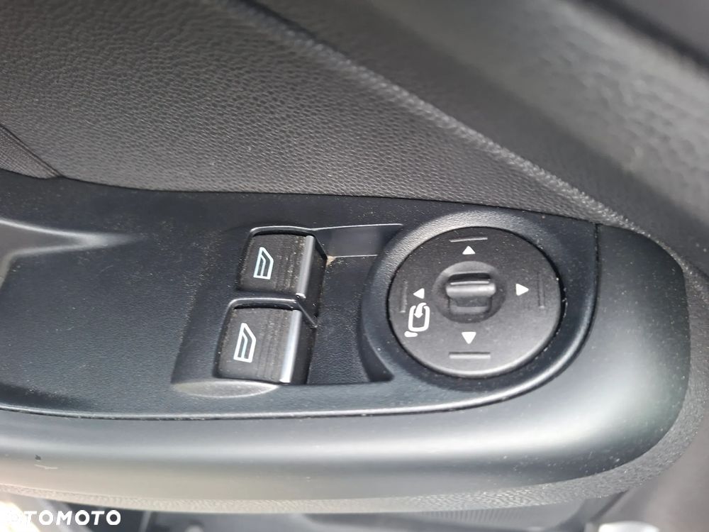 Ford Fiesta - 16