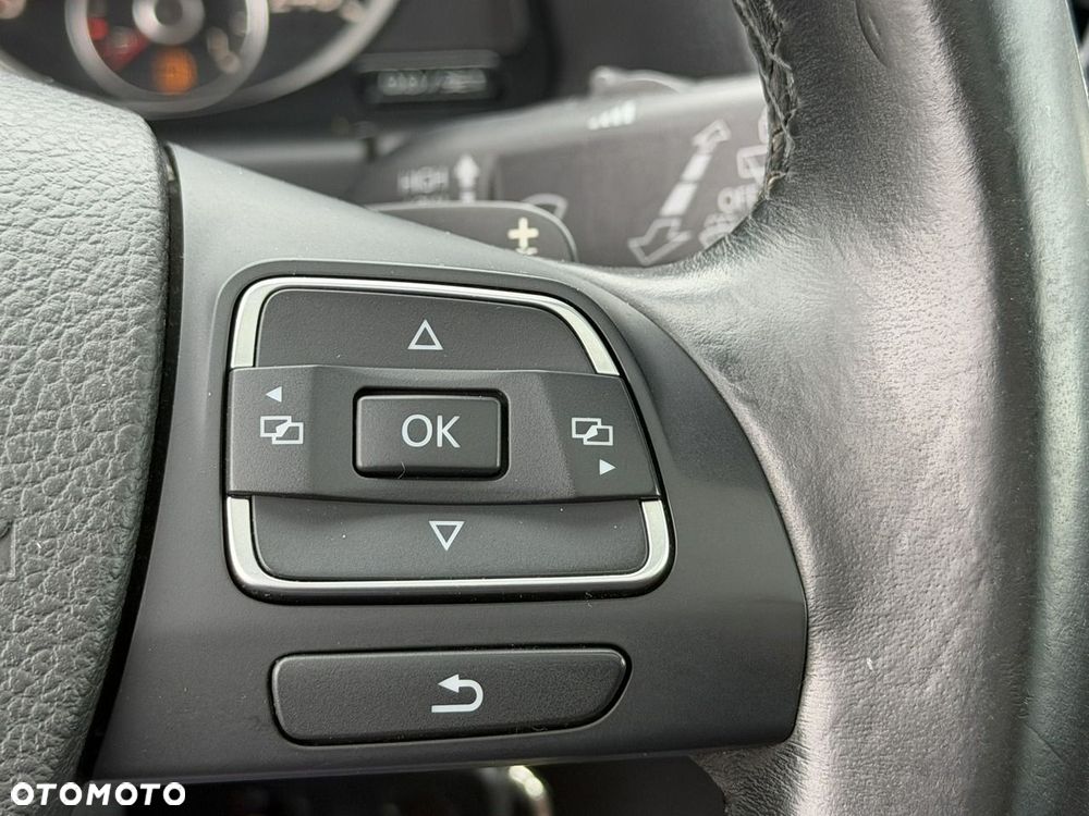 Volkswagen Tiguan - 25