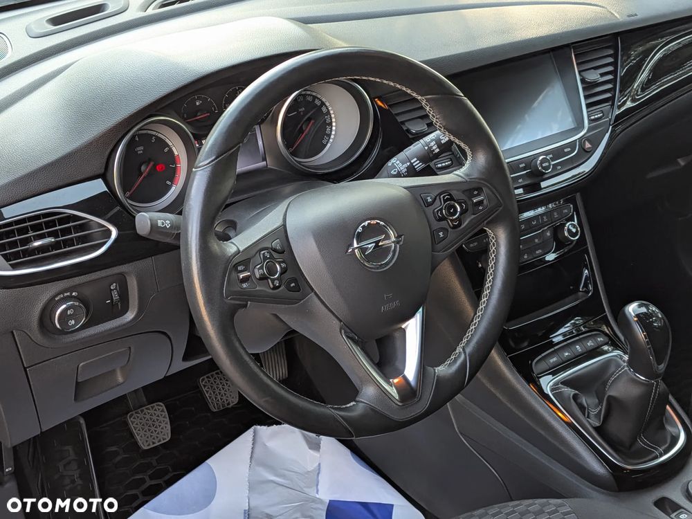Opel Astra 1.4 T Dynamic S&S - 11