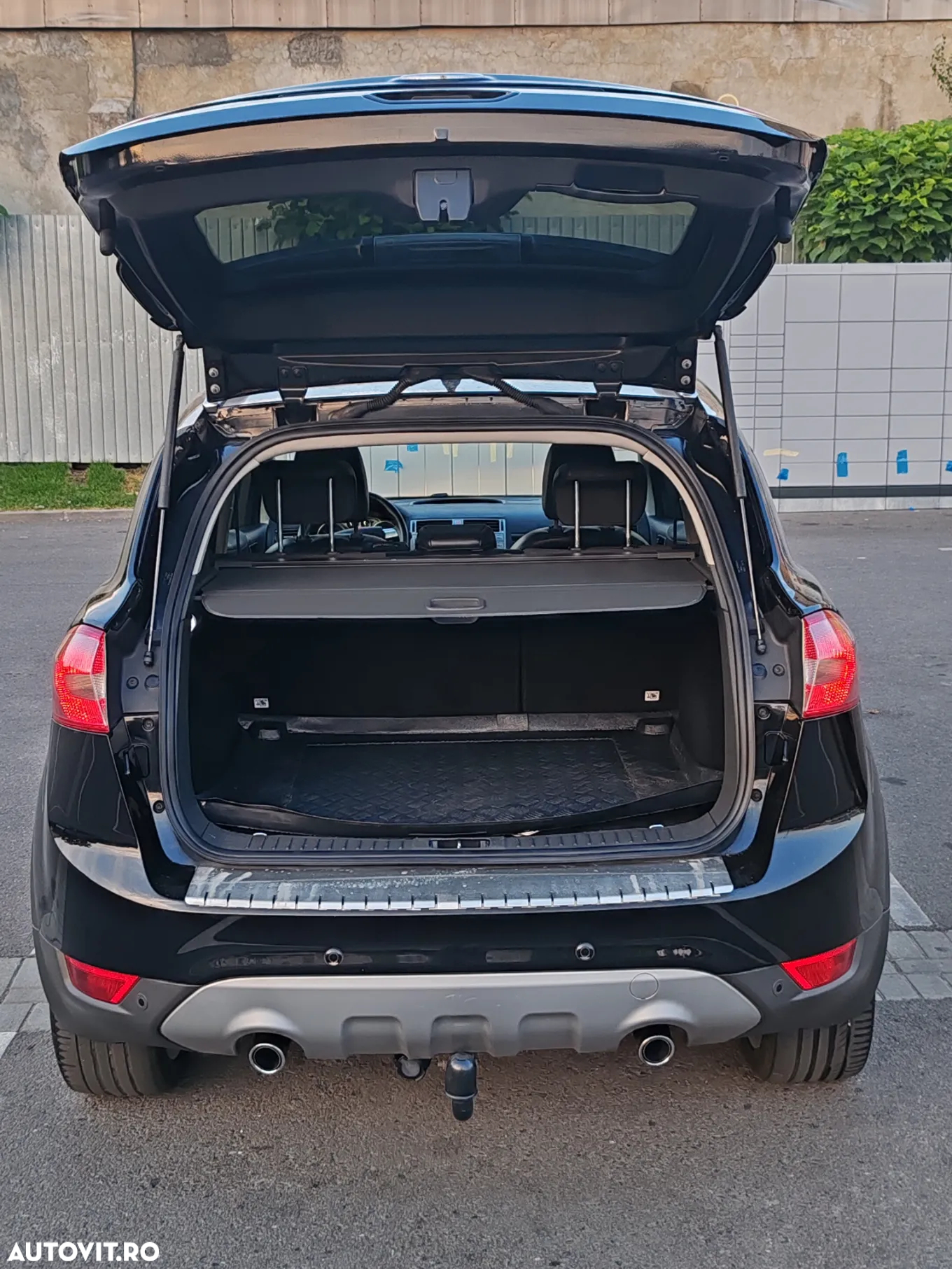 Ford Kuga 2.0 TDCi 4x4 Titanium - 28