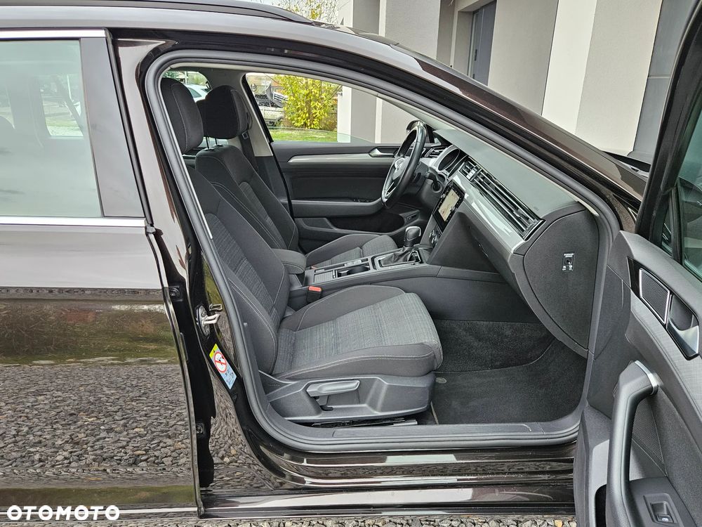 Volkswagen Passat 2.0 TDI EVO Business DSG - 18