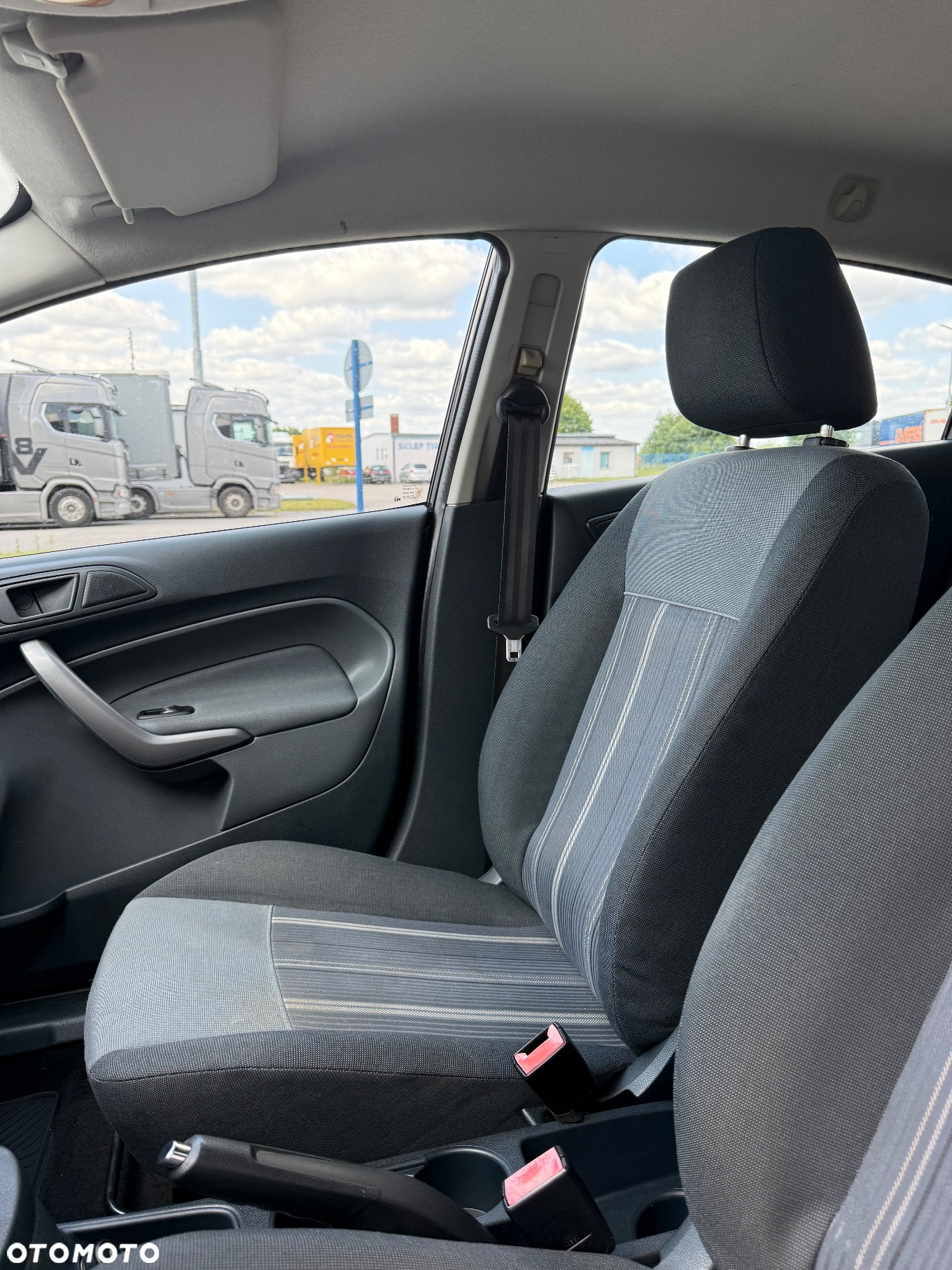 Ford Fiesta 1.25 Silver X - 19