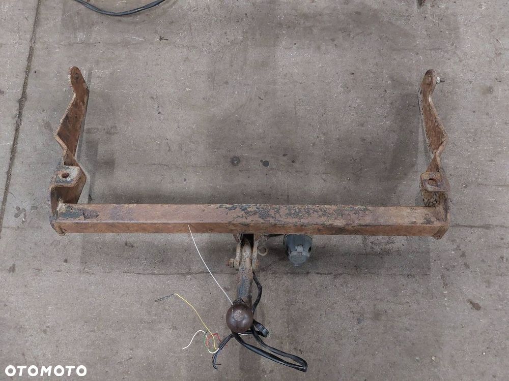 HAK HOLOWNICZY BRAK TABLICZKI SEAT INCA I - 1