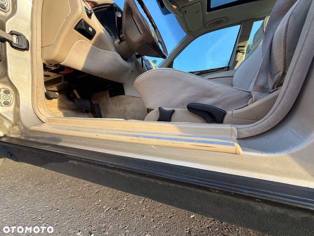 Mercedes-Benz Klasa E 280 4-Matic Elegance - 15