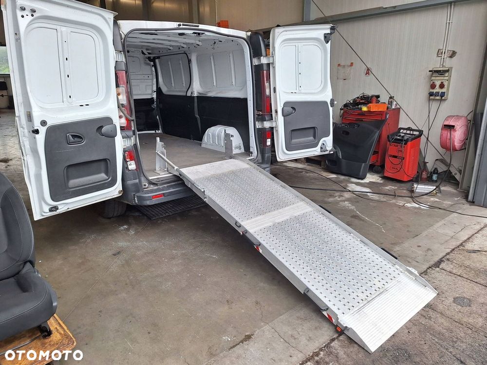 RAMPA ALUMINIOWA PODJAZD DLA NIEPEŁNOSPRAWNYCH NAJAZD RENAULT CITROEN FIAT - 1