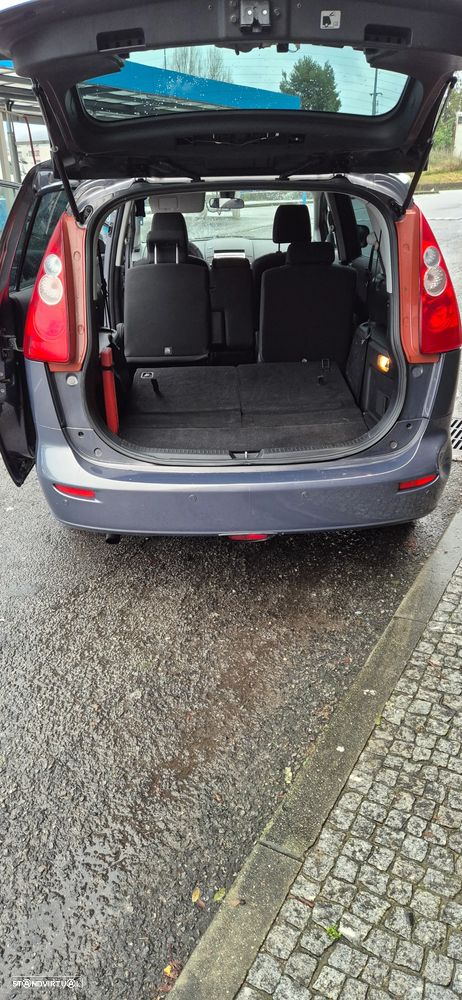 Mazda 5 MZR-CD 2.0 Sport - 13