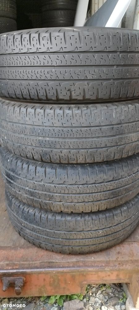 215/70/15 c michelin agilis camping - 1