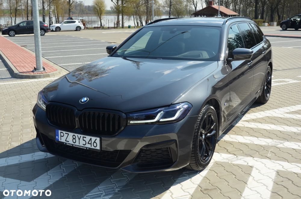 BMW Seria 5 520d Sport - 4