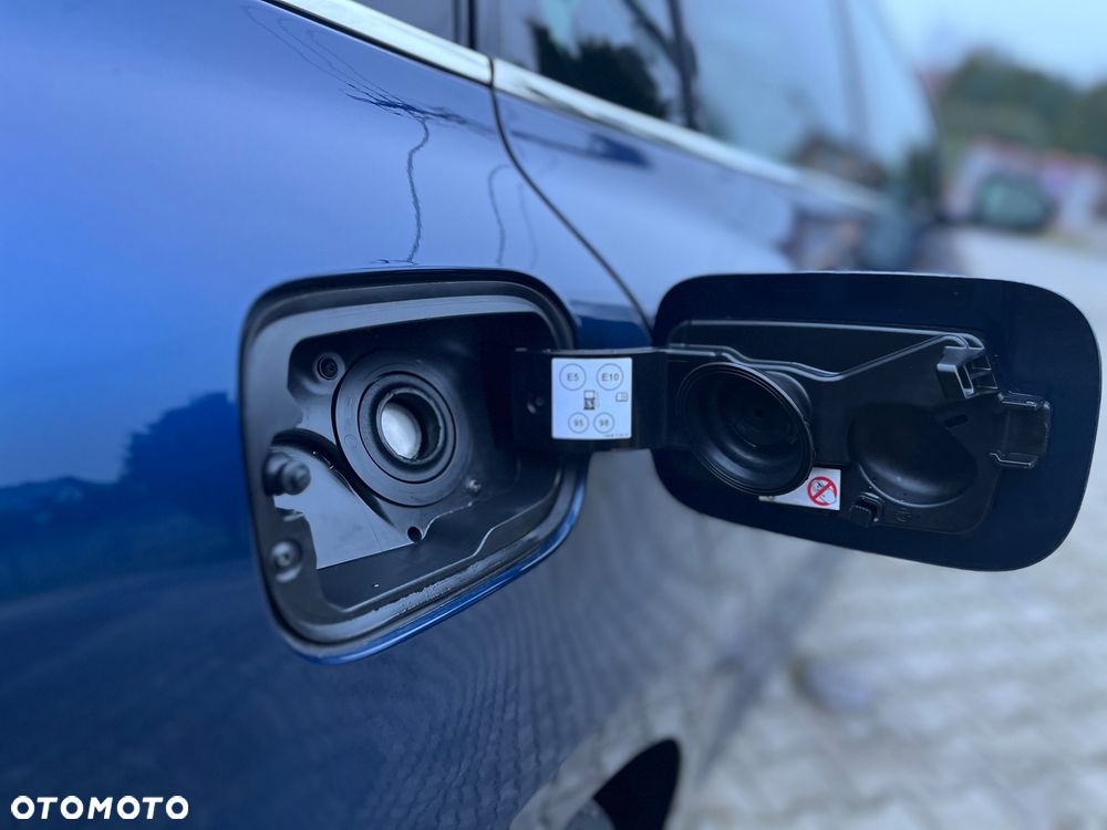 Renault Megane Grandtour TCe 160 GPF BOSE EDITION - 26