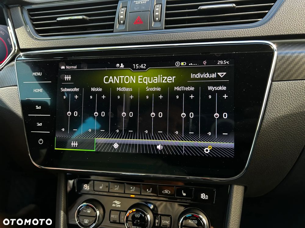 Skoda Superb 2.0 TDI SCR 4x4 Sportline DSG - 30