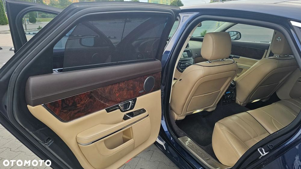 Jaguar XJ 3.0 V6 Kompressor AWD Langversion Portfolio - 13