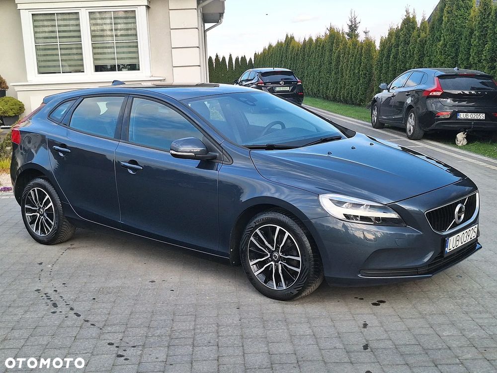 Volvo V40 D2 Momentum - 2