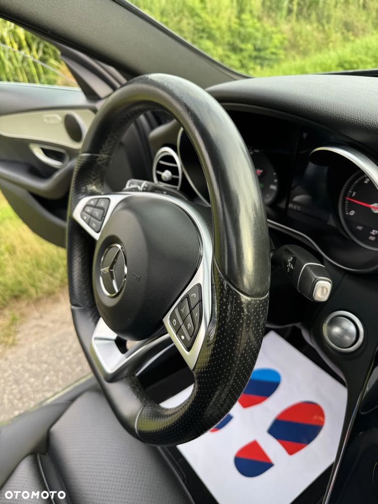 Mercedes-Benz Klasa C 220 d 9G-TRONIC - 24