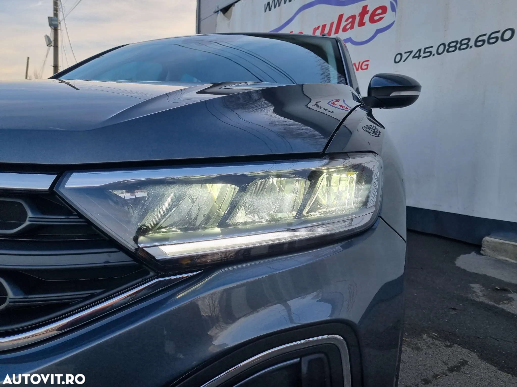 Volkswagen T-ROC 1.0 TSI Life - 34