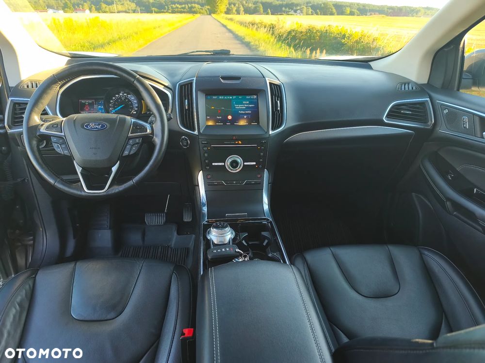 Ford Edge - 9