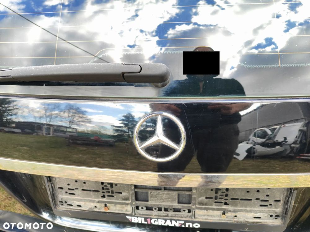 klapa tył bagażnika z szybą CZARNA 040 do MERCEDES w212 KOMBi 09- - 4