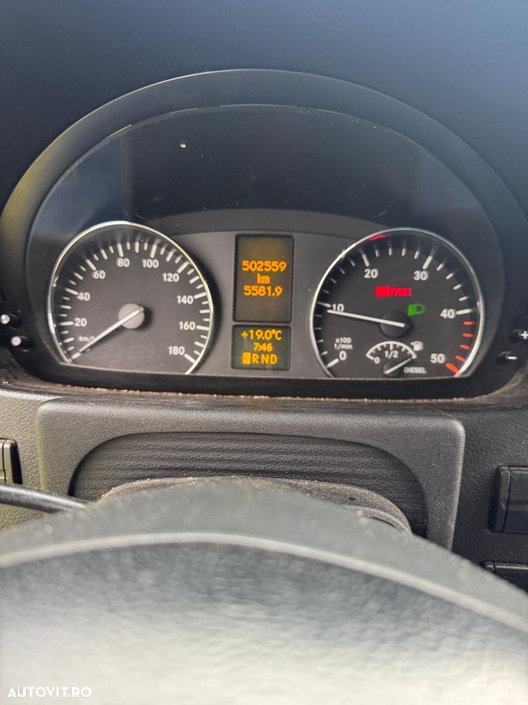 Mercedes-Benz Sprinter - 8