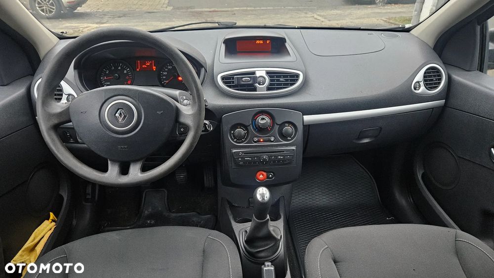 Renault Clio 1.2 16V Dynamique - 15